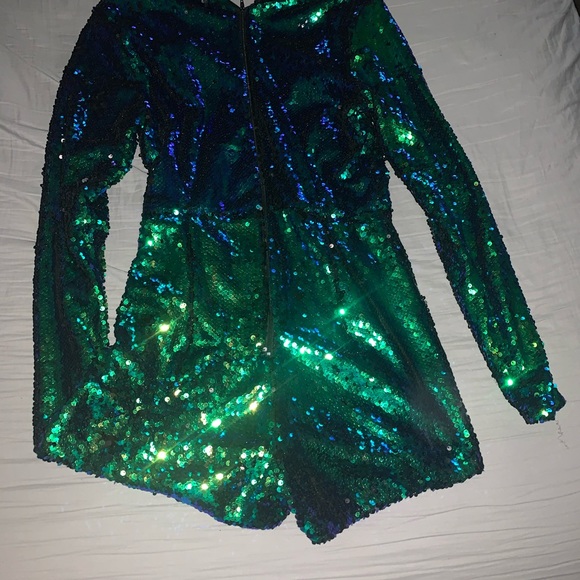 Romper - Picture 2 of 4